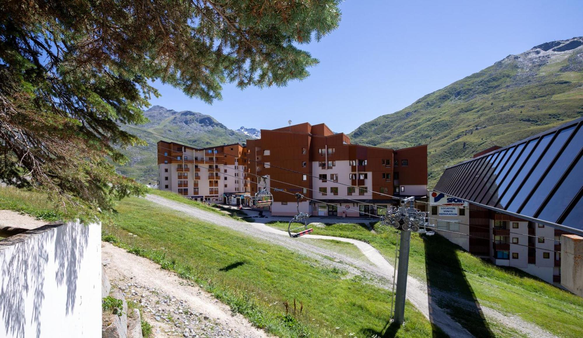 Residence Pierre & Vacances Aconit Saint-Martin-de-Belleville Bagian luar foto