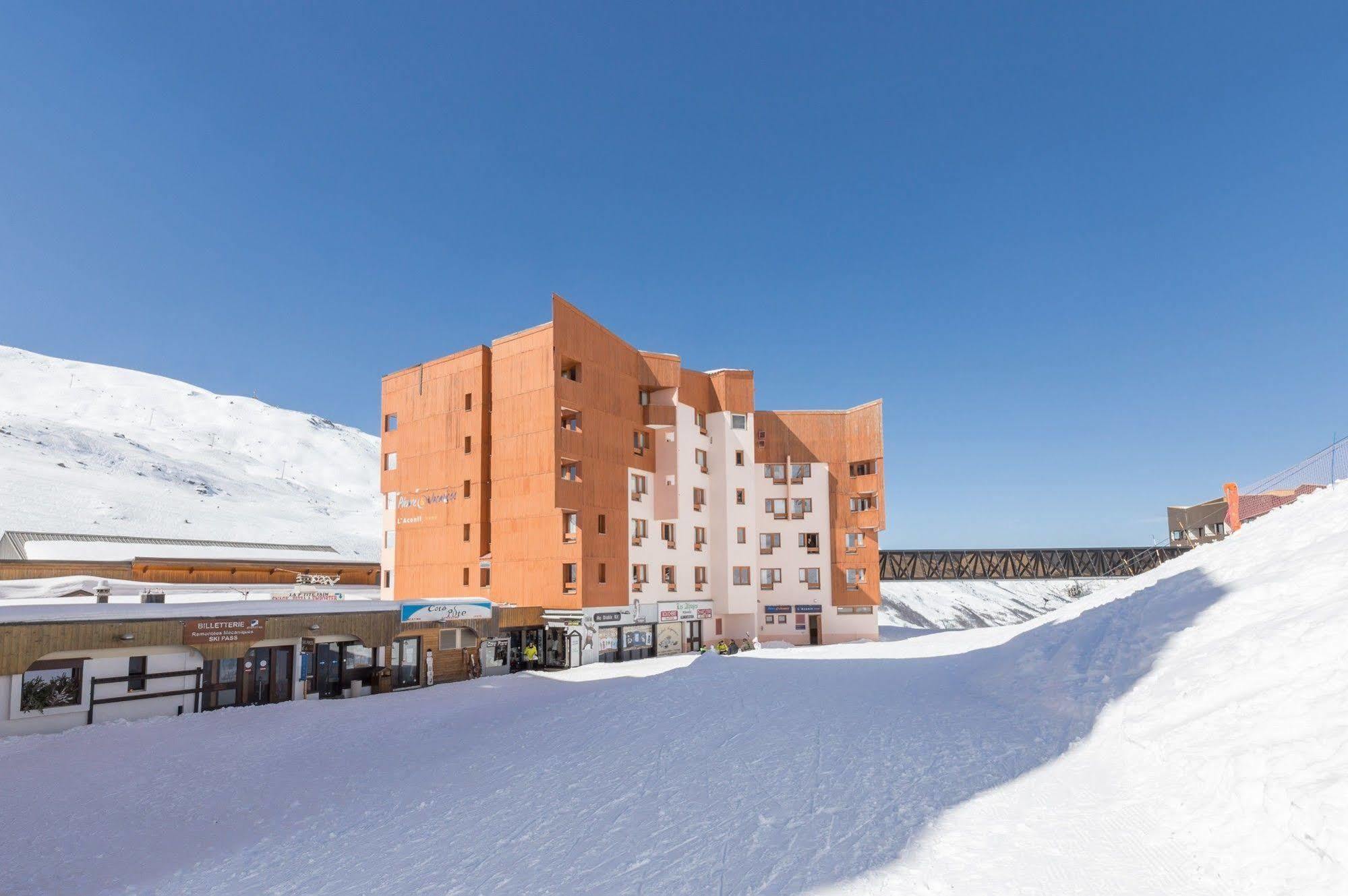 Residence Pierre & Vacances Aconit Saint-Martin-de-Belleville Bagian luar foto