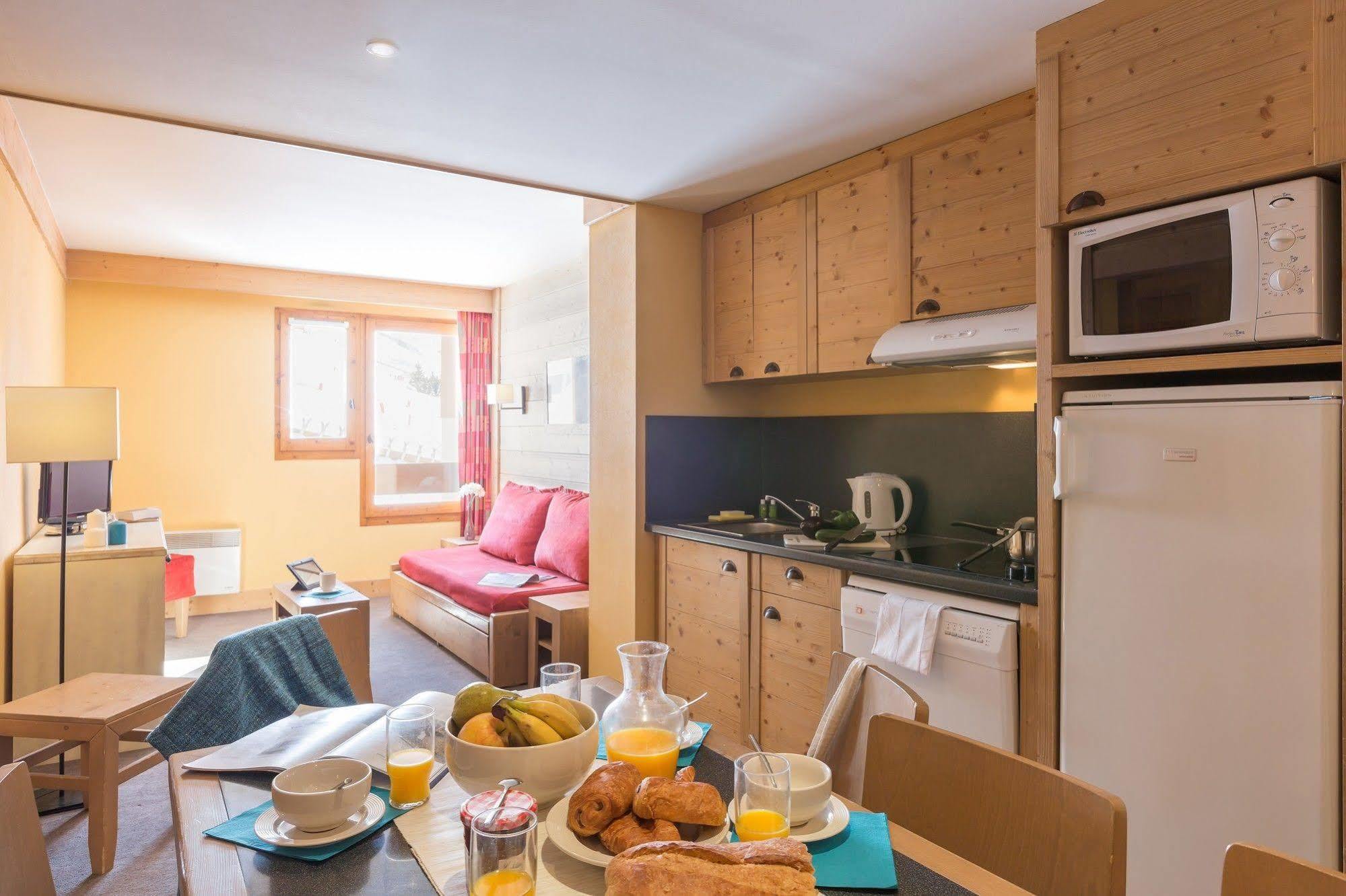 Residence Pierre & Vacances Aconit Saint-Martin-de-Belleville Bagian luar foto