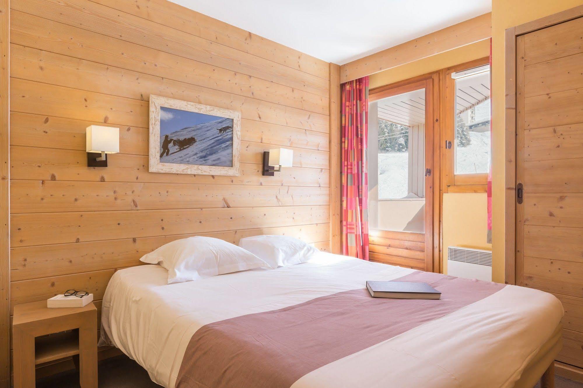 Residence Pierre & Vacances Aconit Saint-Martin-de-Belleville Bagian luar foto