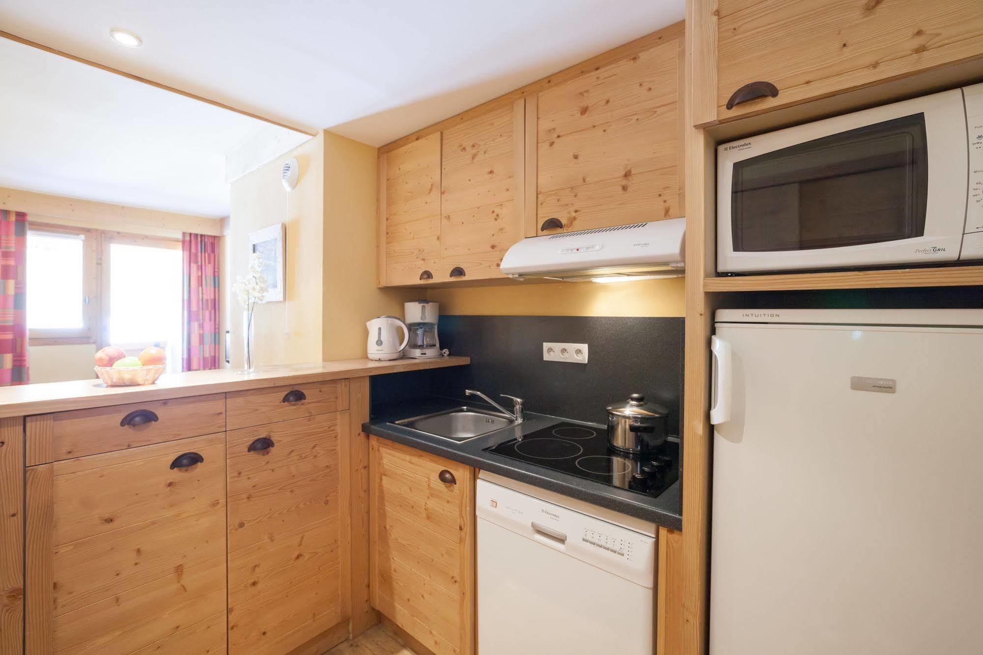 Residence Pierre & Vacances Aconit Saint-Martin-de-Belleville Bagian luar foto